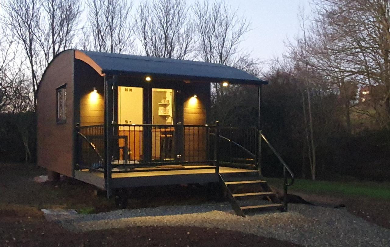Peppercorn Pod At Beck House Glamping Hotel Salmonby Екстериор снимка