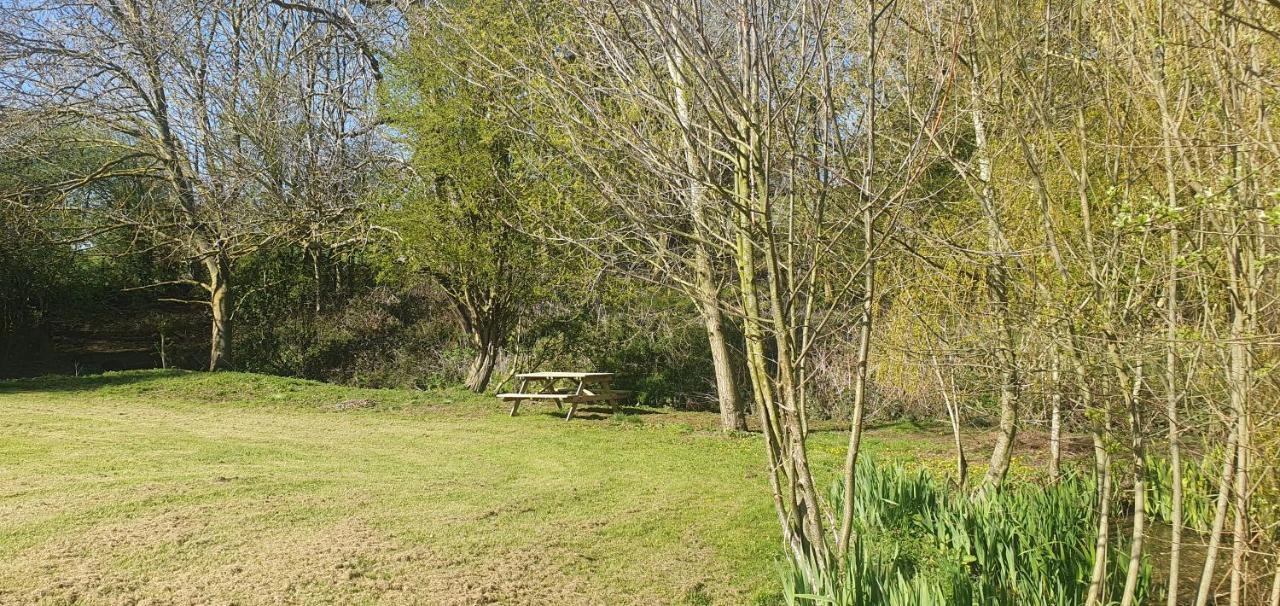 Peppercorn Pod At Beck House Glamping Hotel Salmonby Екстериор снимка