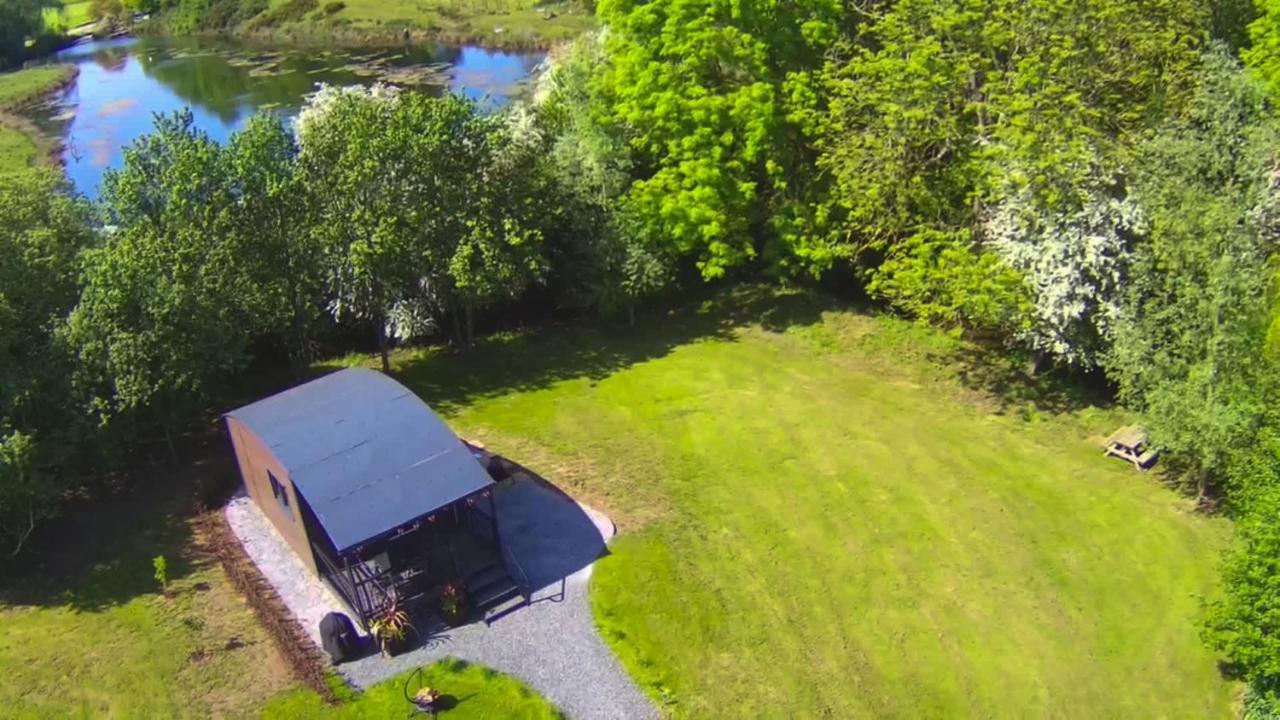 Peppercorn Pod At Beck House Glamping Hotel Salmonby Екстериор снимка