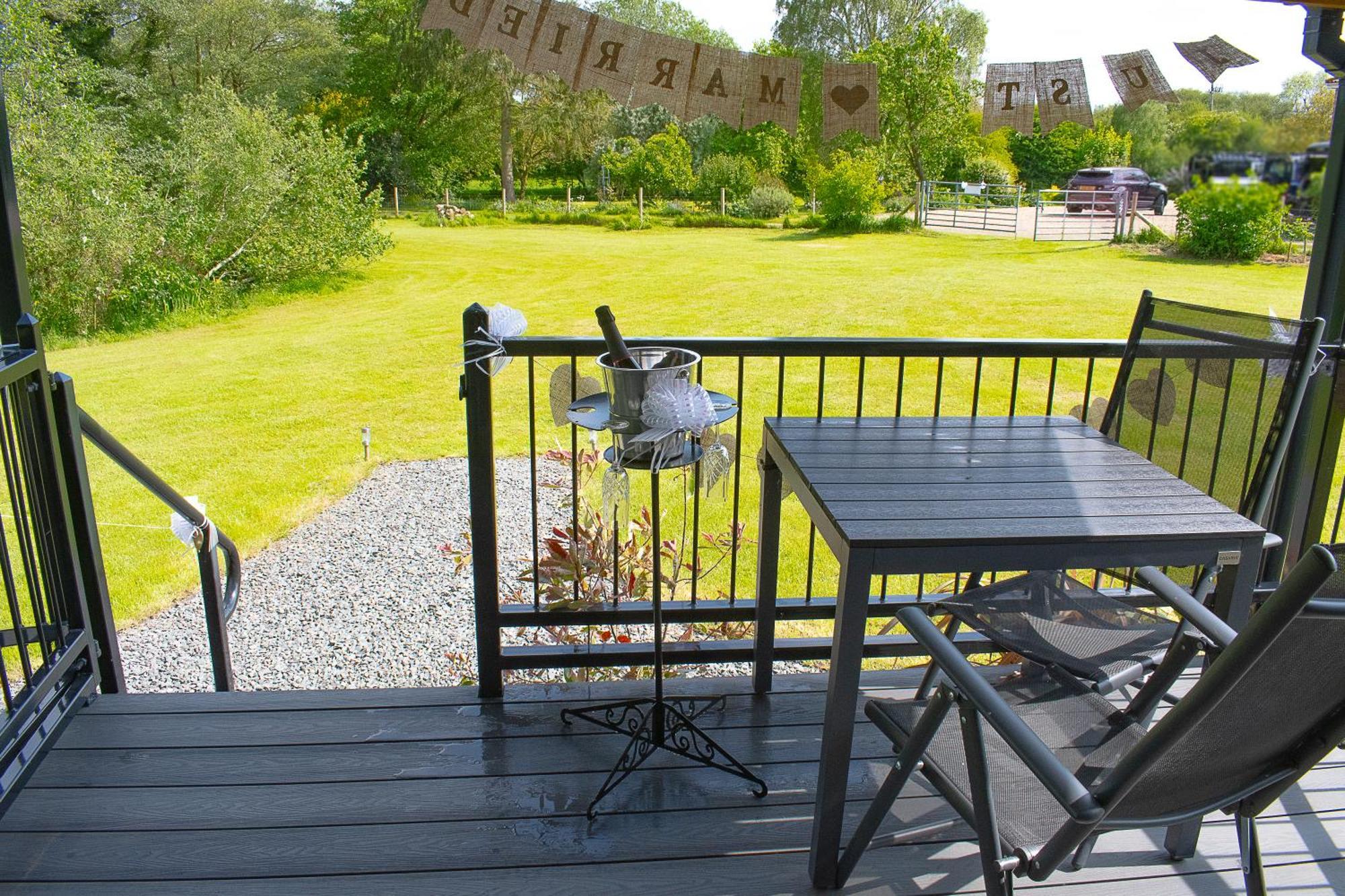 Peppercorn Pod At Beck House Glamping Hotel Salmonby Екстериор снимка
