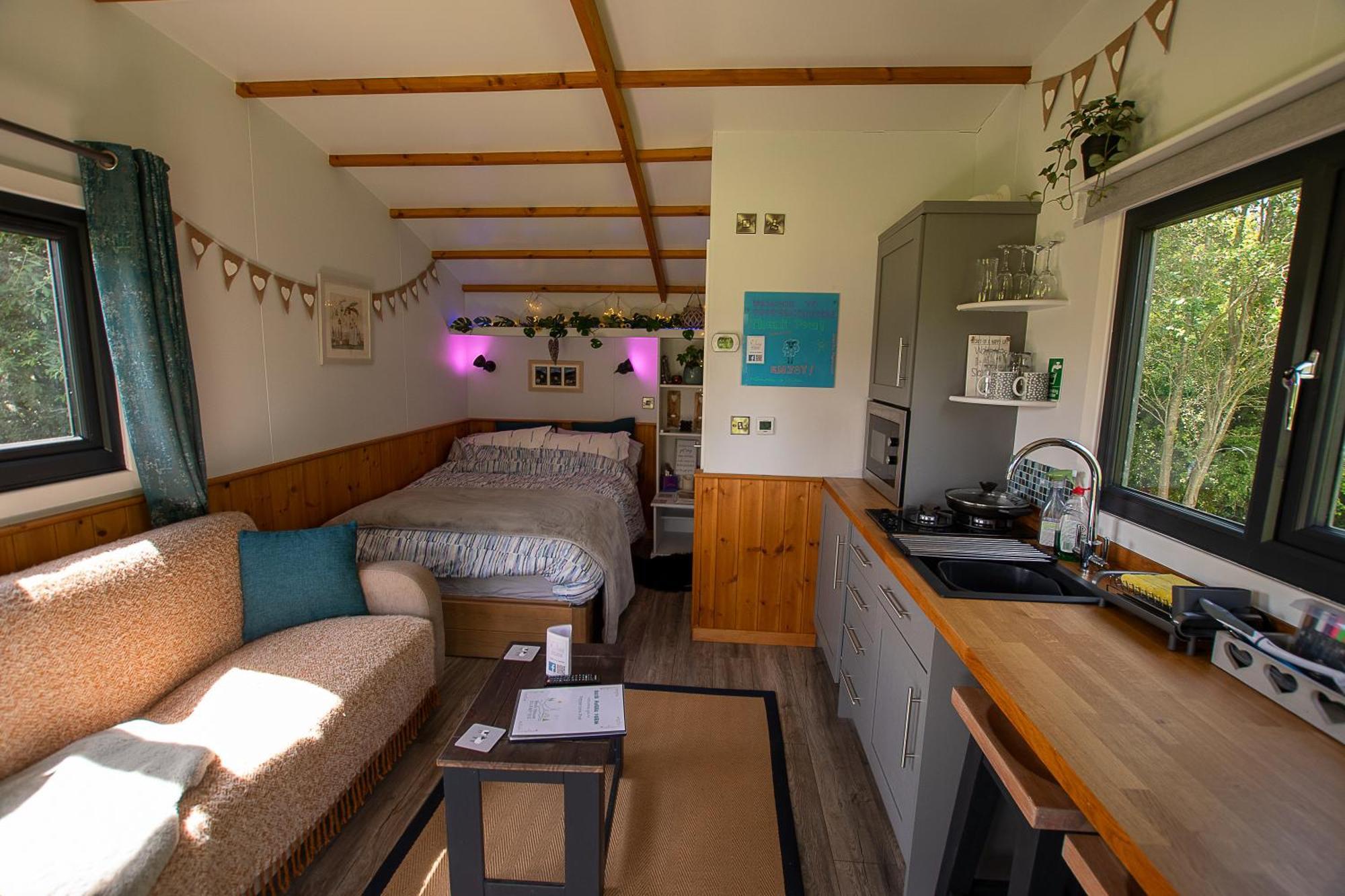 Peppercorn Pod At Beck House Glamping Hotel Salmonby Екстериор снимка