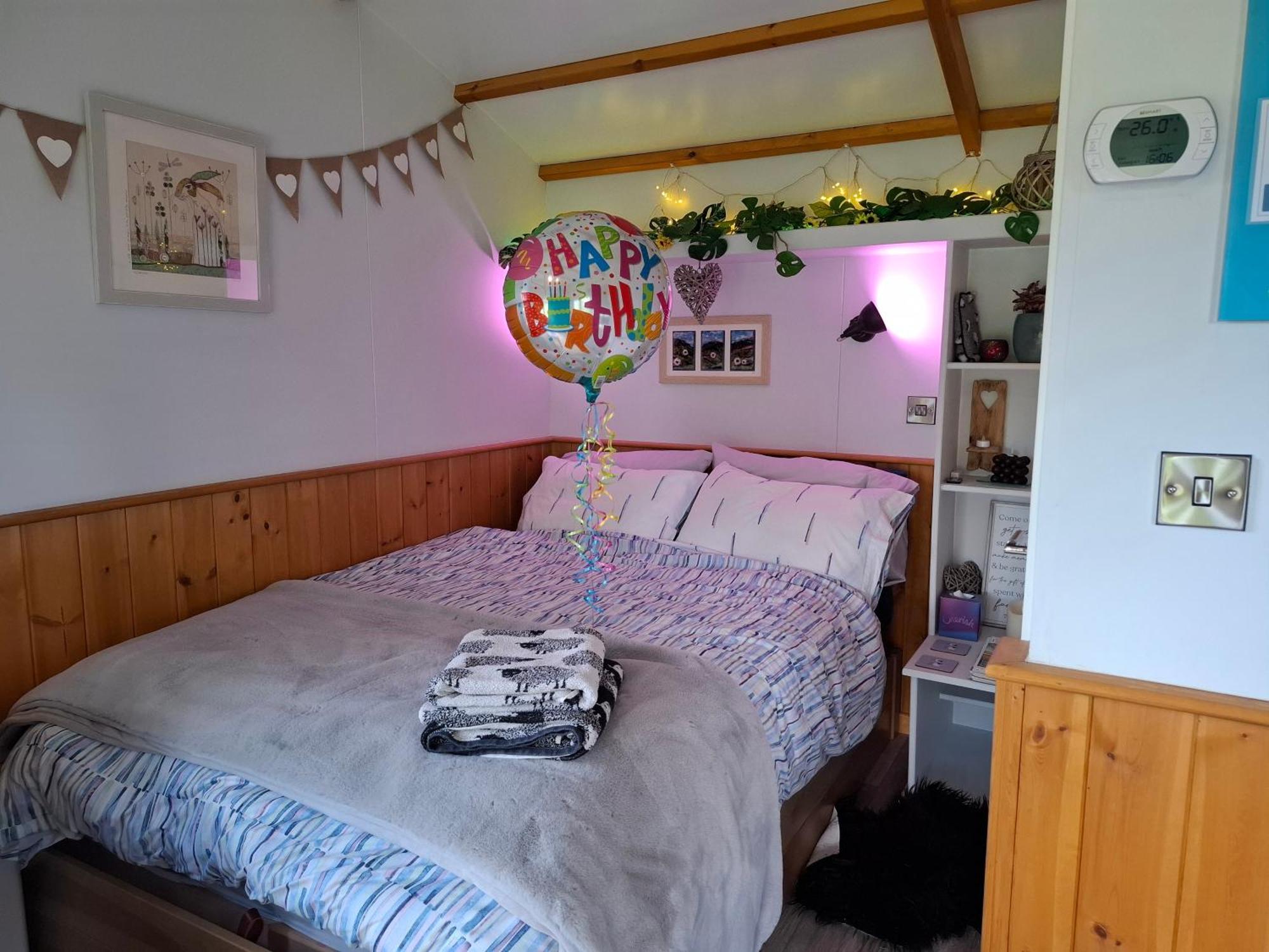 Peppercorn Pod At Beck House Glamping Hotel Salmonby Екстериор снимка